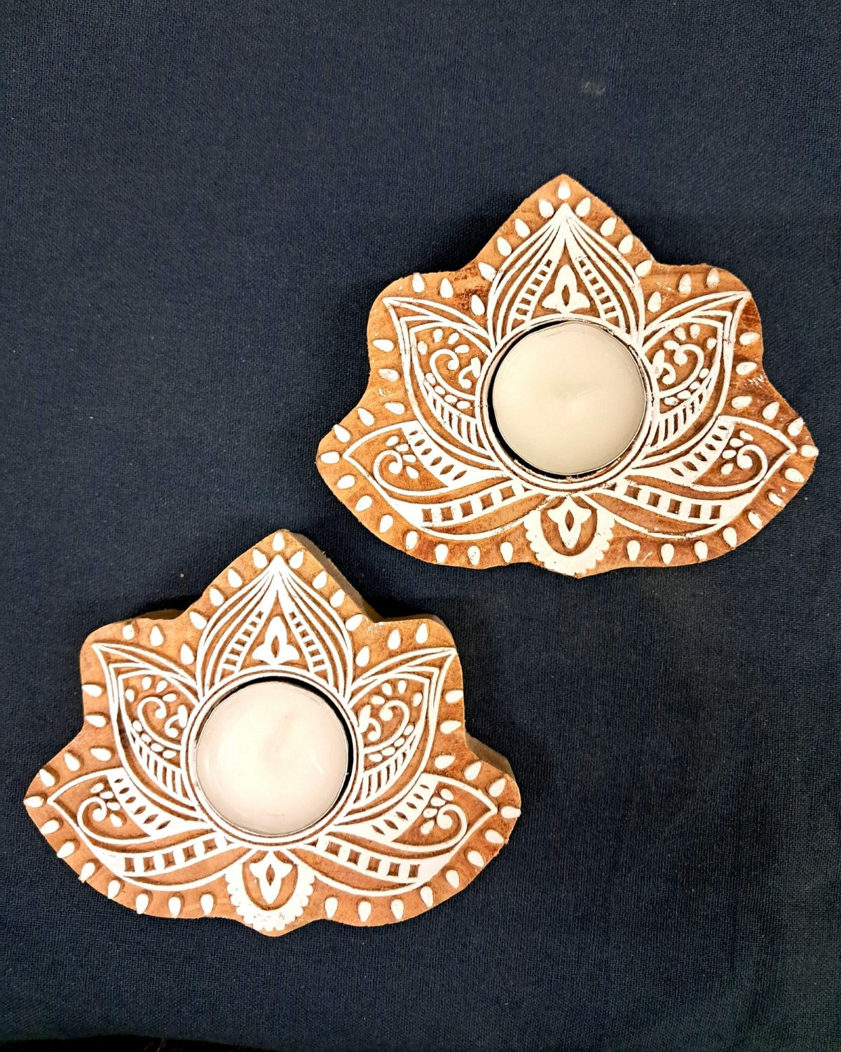 T-light Holders: Wooden Block - Lotus