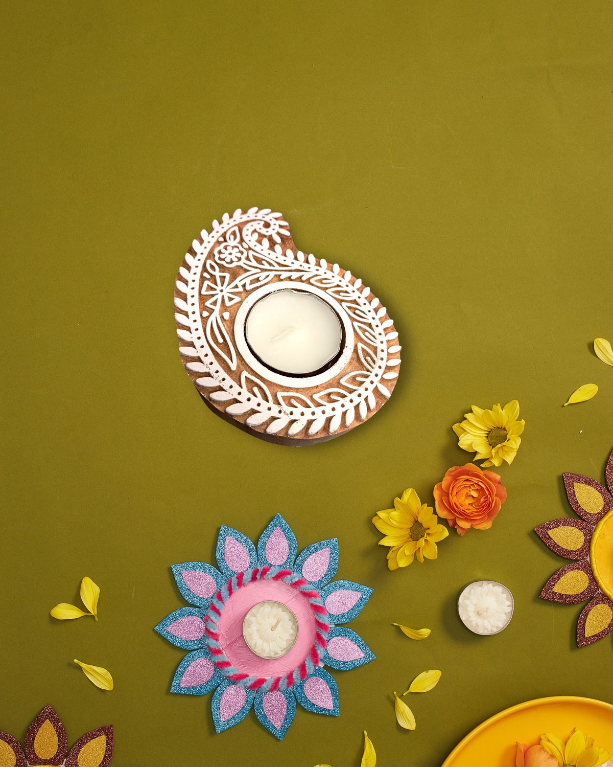 T-light Holders: Wooden Block - Paisley