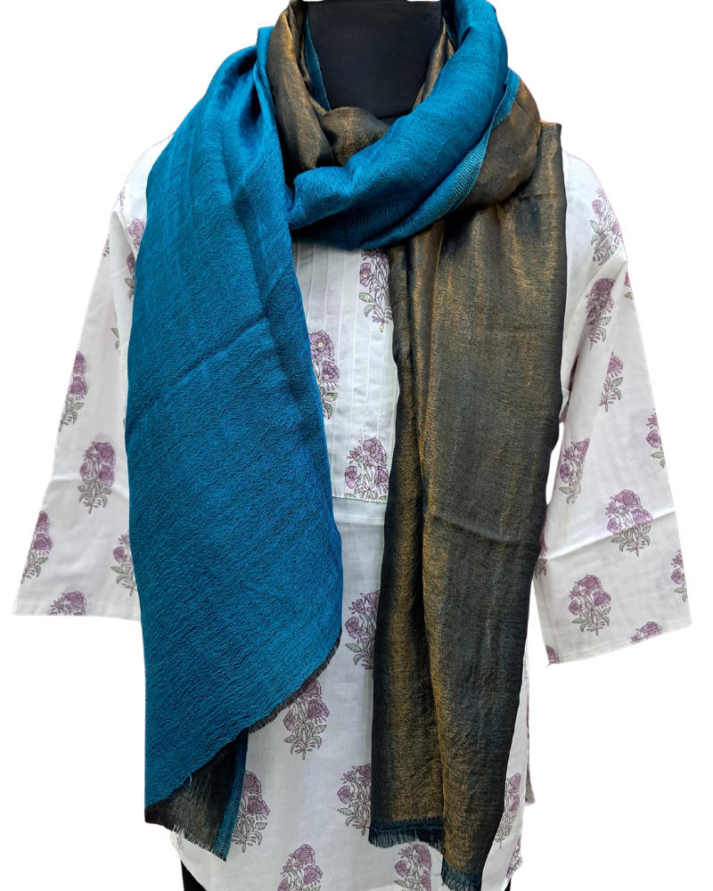 Reversible Fine Wool Stole with Zari Weave – Festive Collection