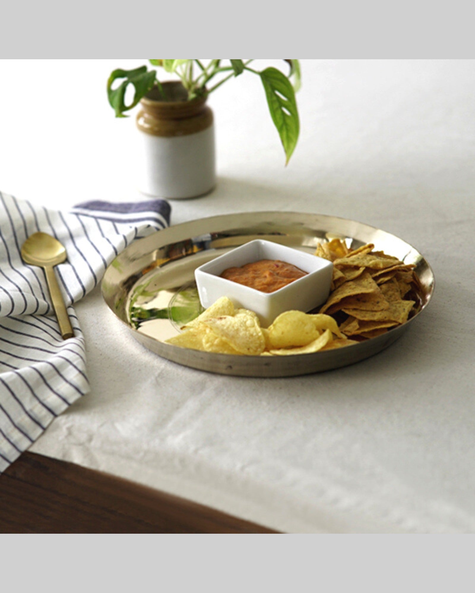 Bronze: Kaana Platter made of Kansa