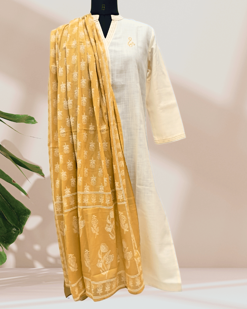 Kurta & Dupatta Set in Cotton - Stiched