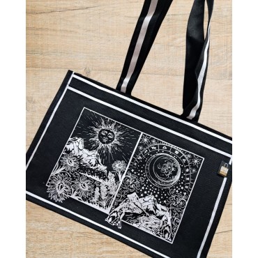 Bag: Black Tote Bag