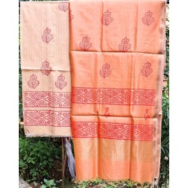 Kurta in Maheshwari Cotton with Dupatta in Maheshwari Silk - Peach