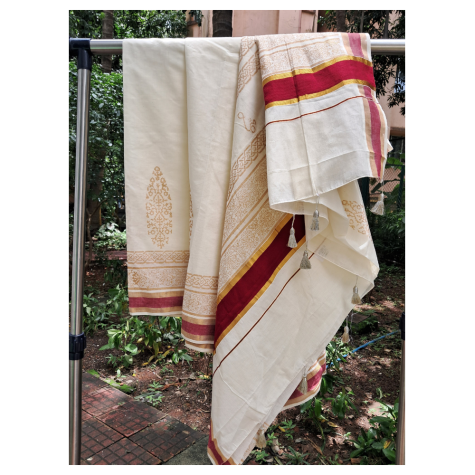 Kasavu Saree with Coloured Border