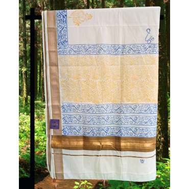 Kasavu Saree with Coloured Border